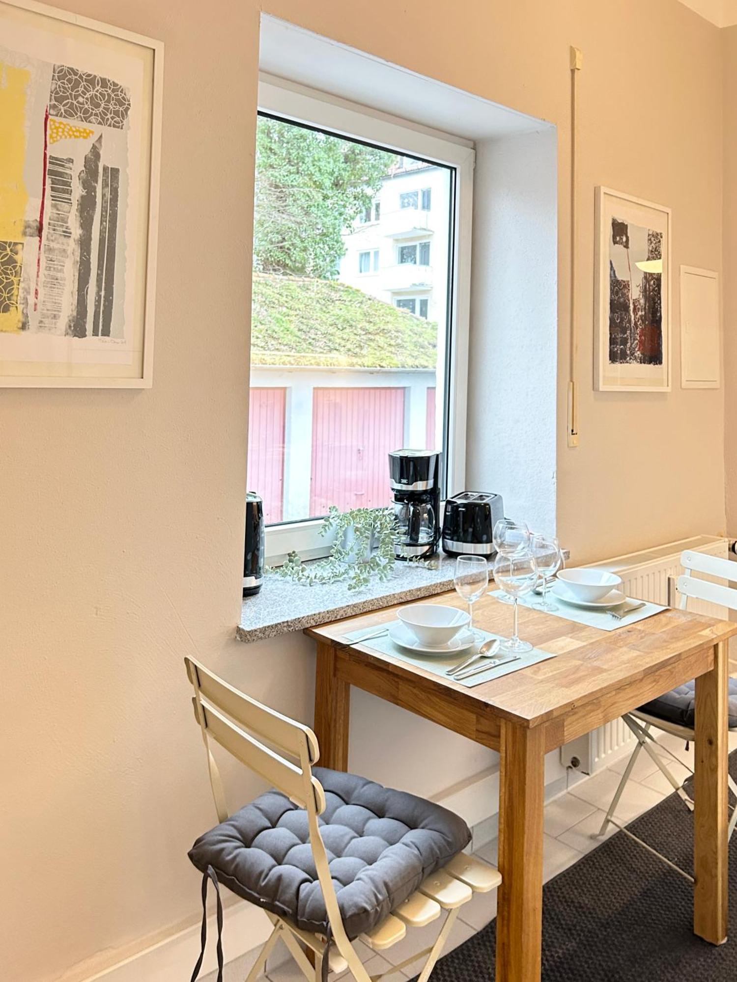 Happy Kuenstlerflair Apartment München